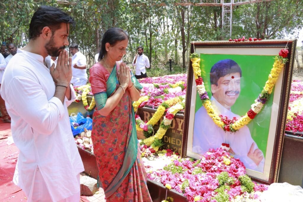 ఇంద్రారెడ్డికి అశ్రునయనాలతో ఘన నివాళి