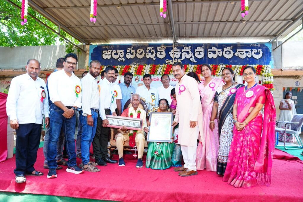 సమాజ మార్పుకు ఉపాధ్యాయులే కీలకం